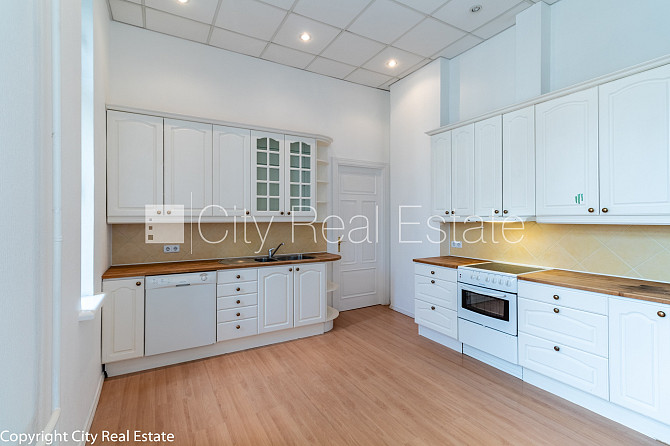 Fasādes māja, renovēta māja, ķieģeļu mūra sienas, fasāde ar dekoratīvo apmetumu, Rīga - foto 13