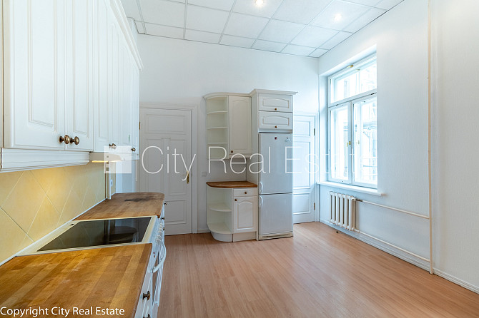 Fasādes māja, renovēta māja, ķieģeļu mūra sienas, fasāde ar dekoratīvo apmetumu, Rīga - foto 12