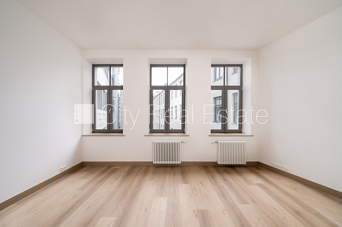 Projekts - Place 4, fasādes māja, renovēta māja, ir lifts, kāpņu telpa pēc kapitālā Rīga - foto 5