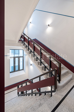 Проект - Place 4, фасадный дом, реновированный дом, лифт, лестничная клетка после Рига - изображение 16