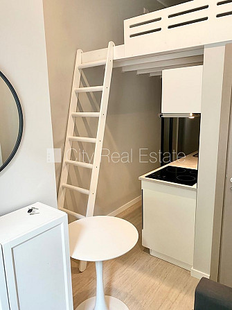 Фасадный дом, реновированный дом, благоустроенная озеленённая территория, Рига - изображение 13