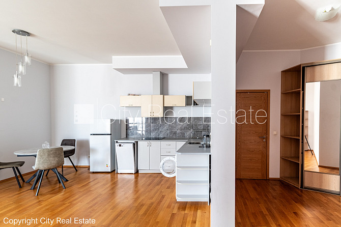 Projekts - Caramel, jaunceltne, fasādes māja, labiekārtots apzaļumots pagalms, iespēja nomāt Rīga - foto 11