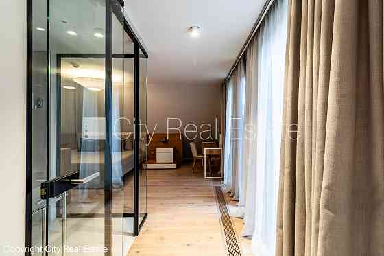 Фасадный дом, реставрированный дом, заменены инженерные коммуникации, Rīga