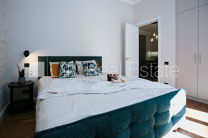 Реновированный дом, закрытый двор, душевая кабина, диван, двуспальная кровать, Рига - изображение 7