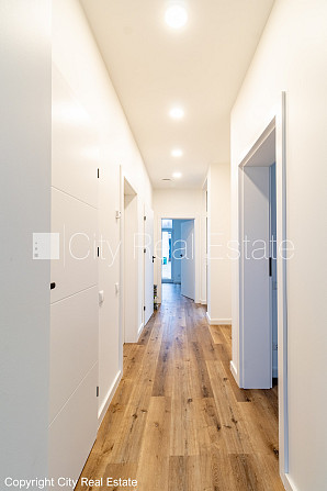 Rindu māja, energo efektīva māja, labiekārtota apzaļumota teritorija, bruģēts piebraucamais Rīga - foto 15