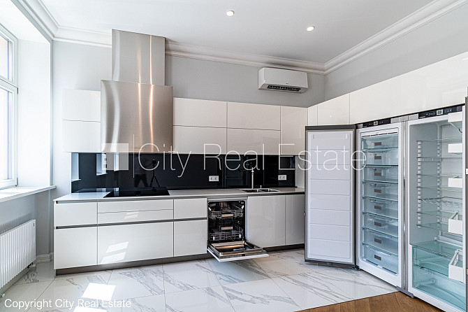 Renovēta māja, slēgts pagalms, iespēja nomāt autostāvvietu, apsargāta autostāvvieta, Rīga - foto 2