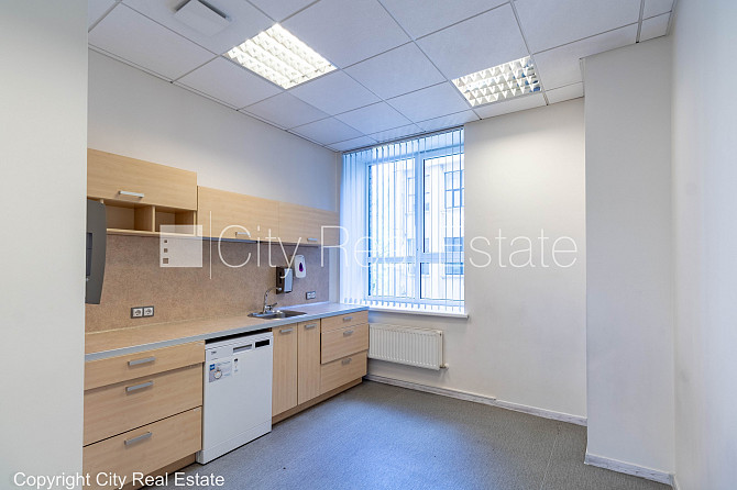 Фасадный дом, реновированный дом, плата за обслуживание одного квадратного метра Рига - изображение 9