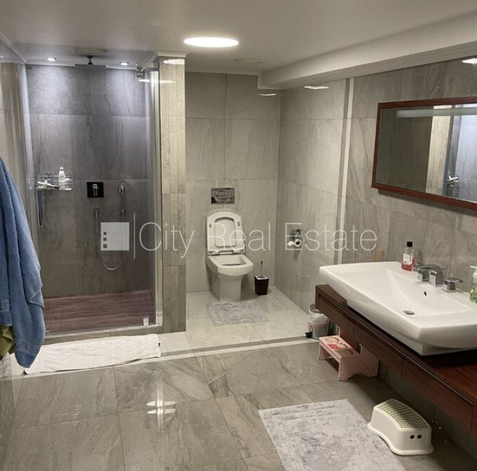 Новостройка, благоустроенная озеленённая территория, места для нескольких Рига - изображение 18