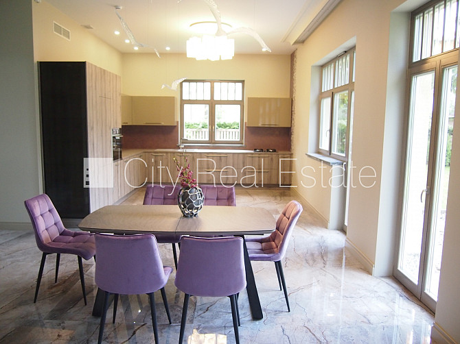 Частный дом, благоустроенный озеленённый двор, гараж на одну машину, терасса, Юрмала - изображение 3