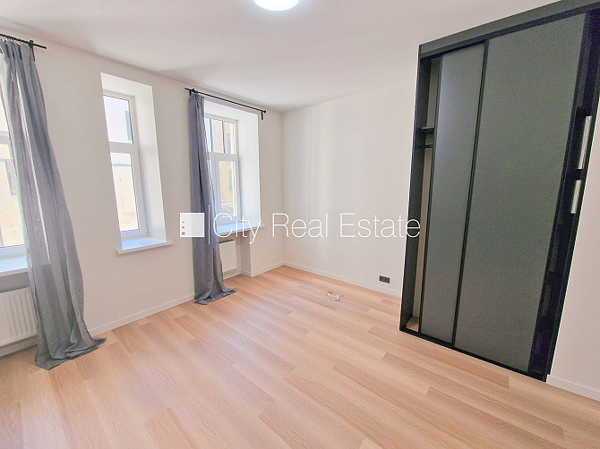 Projekts - Matīsa 38, fasādes māja, renovēta māja, labiekārtots apzaļumots pagalms, ieeja no Rīga - foto 11