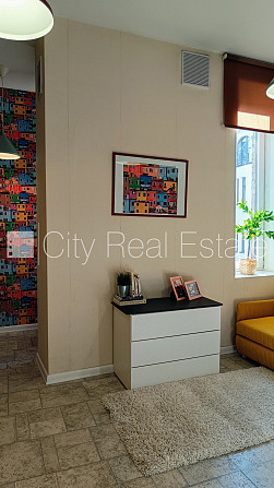 Здание во дворе, реновированный дом, благоустроенный озеленённый двор, закрытый Рига - изображение 12