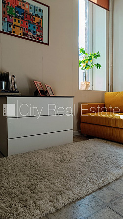 Здание во дворе, реновированный дом, благоустроенный озеленённый двор, закрытый Рига - изображение 19