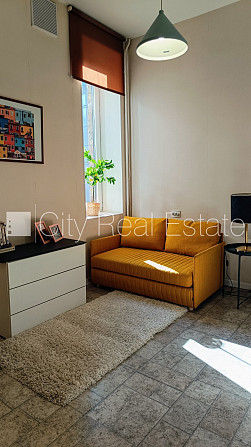 Здание во дворе, реновированный дом, благоустроенный озеленённый двор, закрытый Рига - изображение 10