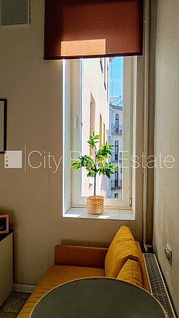 Здание во дворе, реновированный дом, благоустроенный озеленённый двор, закрытый Рига - изображение 8