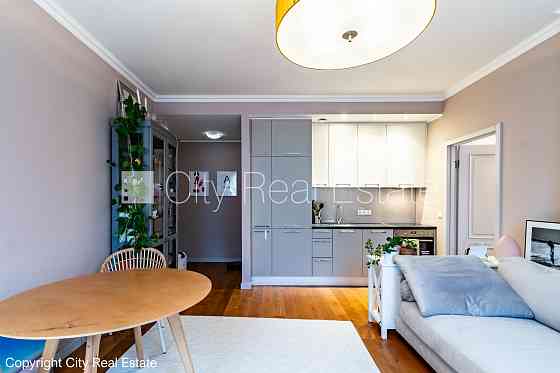 Проект - Albatros Residence (Албатрос Ресиденце), новостройка, здание во дворе, въездные Рига