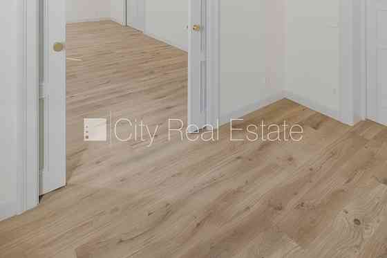 Фасадный дом, реновированный дом, закрытый двор, возможность аренды парковки, Rīga