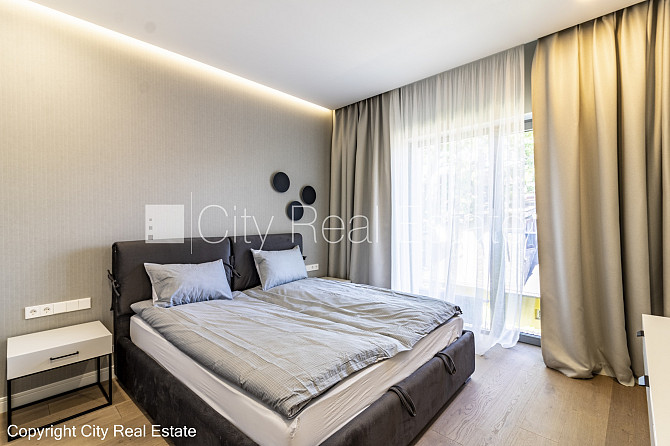 Новостройка, благоустроенная озеленённая территория, закрытый двор, территория Юрмала - изображение 7