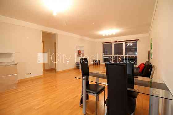 Проект - Panorama Plaza (Панорама Плаза), новостройка, подземная стоянка, во дворе Рига