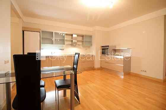 Проект - Panorama Plaza (Панорама Плаза), новостройка, подземная стоянка, во дворе Рига