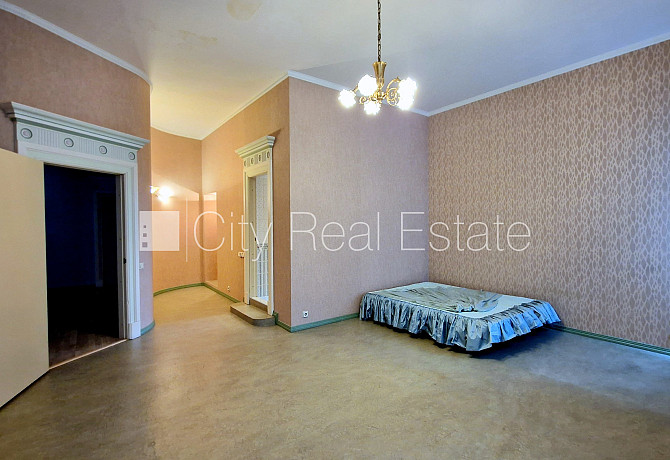 Fasādes māja, renovēta māja, nomainītas inženierkomunikācijas, labiekārtota apzaļumota Rīga - foto 14