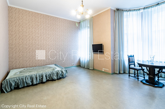 Fasādes māja, renovēta māja, nomainītas inženierkomunikācijas, labiekārtota apzaļumota Rīga - foto 13