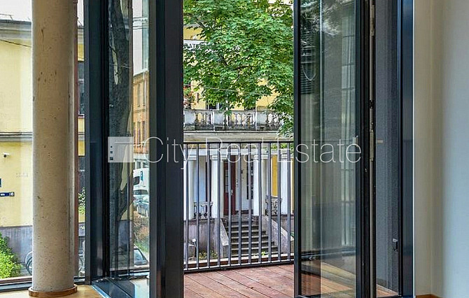 Zeme īpašumā, jaunceltne, fasādes māja, monolīta betona sienas, par terases platību Rīga - foto 7