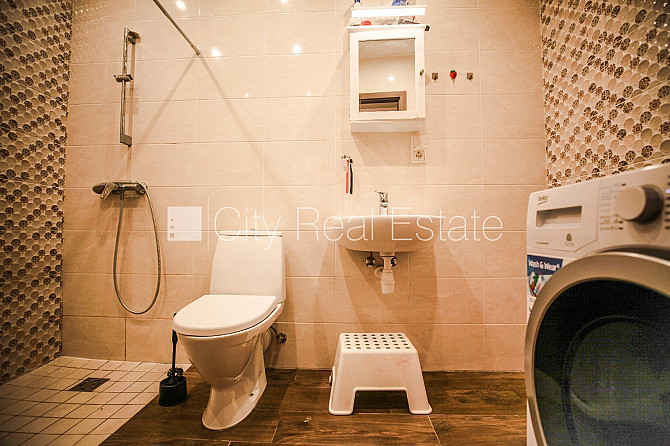 Jaunceltne, labiekārtota apzaļumota teritorija, slēgta teritorija, vieta automašīnai, pagalmā Rīga - foto 8