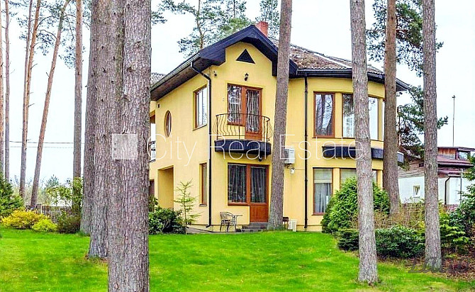 Privātmāja, jaunceltne, labiekārtota apzaļumota teritorija 1600 m2, teritorijas iebrauktuves Jūrmala - foto 1