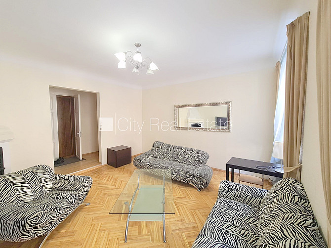 Фасадный дом, реновированный дом, благоустроенная озеленённая территория, Рига - изображение 5