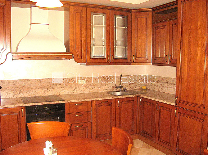 Projekts - Jūras Pils, zeme īpašumā, jaunceltne, fasādes māja, labiekārtota apzaļumota Jūrmala - foto 20