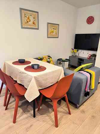 Здание во дворе, закрытый двор, возможность аренды парковки, вход со двора, во Рига