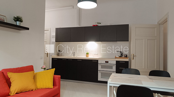 Дом во дворе, реновированный дом, благоустроенная озеленённая территория, Рига - изображение 13