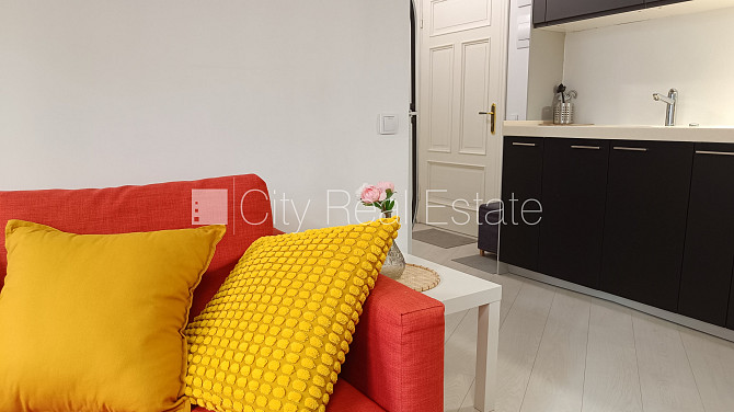 Дом во дворе, реновированный дом, благоустроенная озеленённая территория, Рига - изображение 16