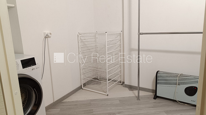 Дом во дворе, реновированный дом, благоустроенная озеленённая территория, Рига - изображение 8