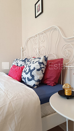 Фасадный дом, вход с улицы, лифт, лестничная клетка после косметического ремонта, Рига - изображение 2