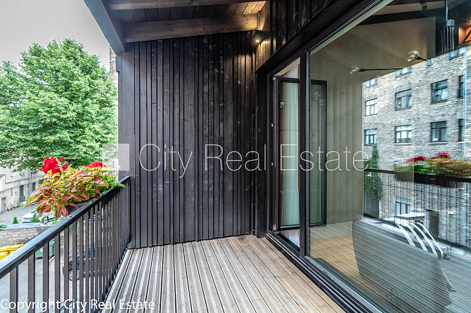 Дом во дворе, закрытый двор, место для машины, апартаменты люкс, количество спален Рига - изображение 15