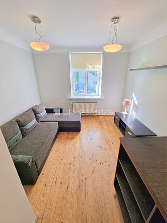 Фасадный дом, закрытый двор, возможность аренды парковки, вход с улицы и со двора, Рига - изображение 13