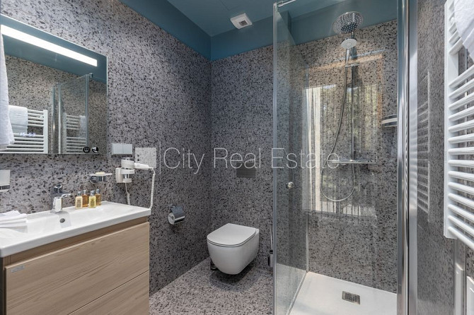 Эта квартира сдается в аренду посуточно (краткосрочная аренда), стоимость аренды Юрмала - изображение 10