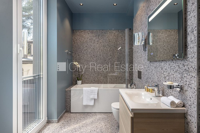 Эта квартира сдается в аренду посуточно (краткосрочная аренда), стоимость аренды Юрмала - изображение 7