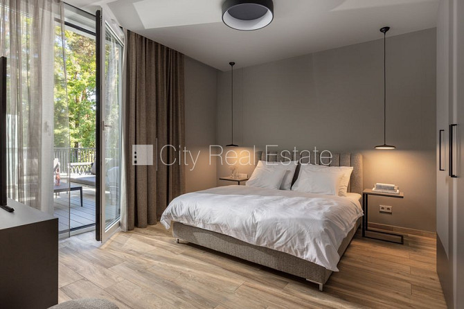 Эта квартира сдается в аренду посуточно (краткосрочная аренда), стоимость аренды Юрмала - изображение 6