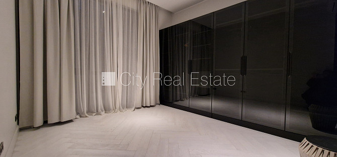 Новостройка, фасадный дом, зеленая территория, благоустроенная озеленённая Юрмала - изображение 11