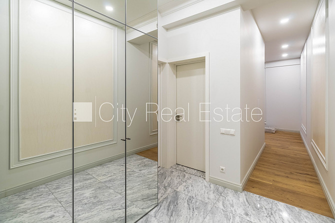 Jaunceltne, slēgts pagalms, ieeja no pagalma, ir lifts, balkons 1,80 m2, logi vērsti uz pagalma Rīga - foto 6