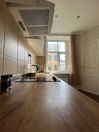 Лифт, окна выходят в обе стороны дома, центральное отопление, раздельный санузел, Рига - изображение 15