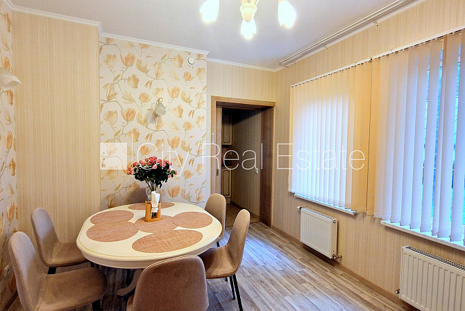 Privātmāja, jaunceltne, labiekārtota apzaļumota teritorija 3557 m2, teritorijas iebrauktuves Jūrmala - foto 13