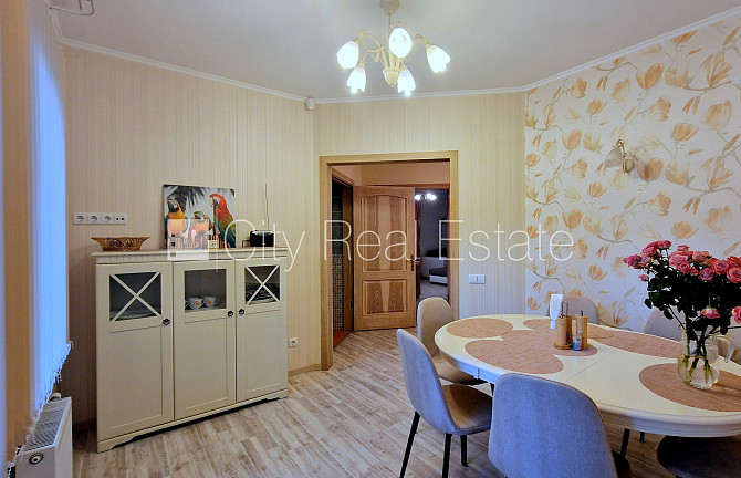 Privātmāja, jaunceltne, labiekārtota apzaļumota teritorija 3557 m2, teritorijas iebrauktuves Jūrmala - foto 19