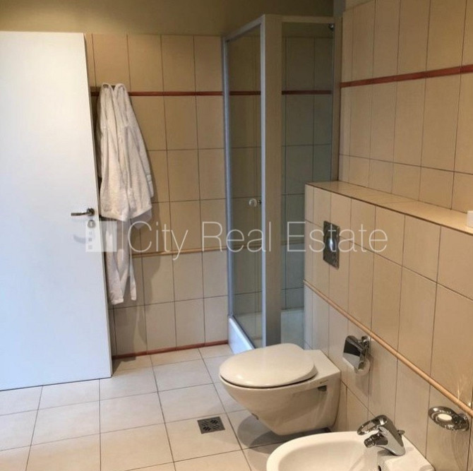 Projekts - Centra Nams, jaunceltne, labiekārtots apzaļumots pagalms, slēgts pagalms, iespēja Rīga - foto 7