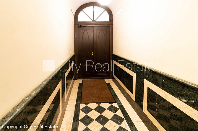 Pagalma māja, renovēta māja, luksuss apartamenti , balkons, logi vērsti mājas abās pusēs, Rīga - foto 20