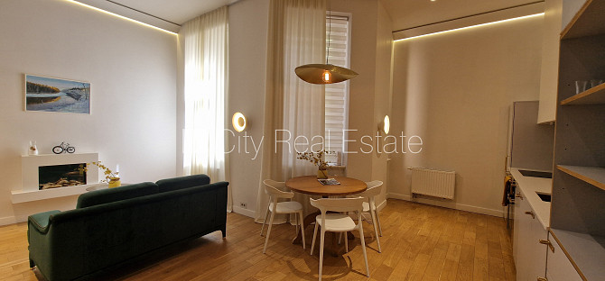 Фасадный дом, реновированный дом, благоустроенная озеленённая территория, Рига - изображение 11