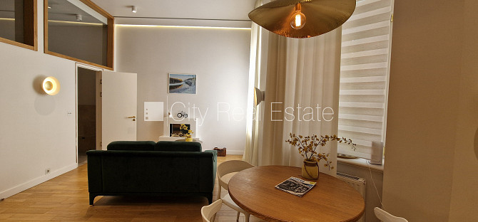 Fasādes māja, renovēta māja, labiekārtota apzaļumota teritorija, iespēja nomāt Rīga - foto 1