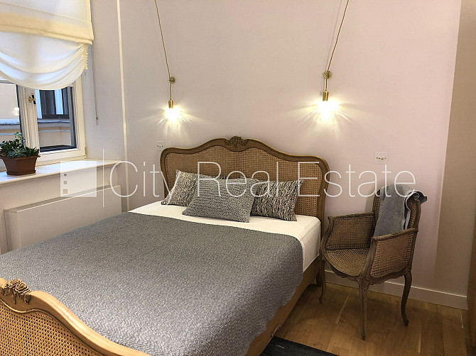 Fasādes māja, renovēta māja, labiekārtota apzaļumota teritorija, iespēja nomāt Rīga - foto 12